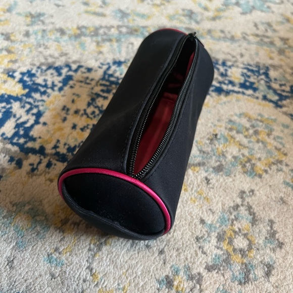 Chanel Makeup Case - Picture 3 of 6